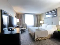 Pomeroy Hotel & Conference Centre