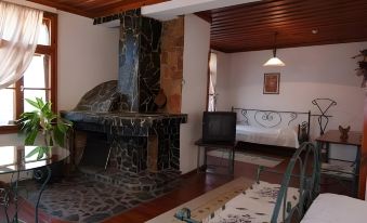 Despot Slav Hotel & Restaurant - Housity