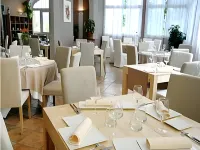 Logis Hôtel la Magnanerie - Côté Bistro Hotels in Sisteron