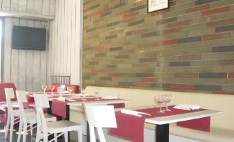 Hostal Can Massot