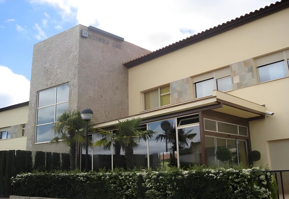 hotel overview picture