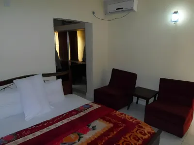 Kenfeli International Palm Beach Hotels فنادق في 