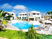 Resort Cala la Luna - Pools