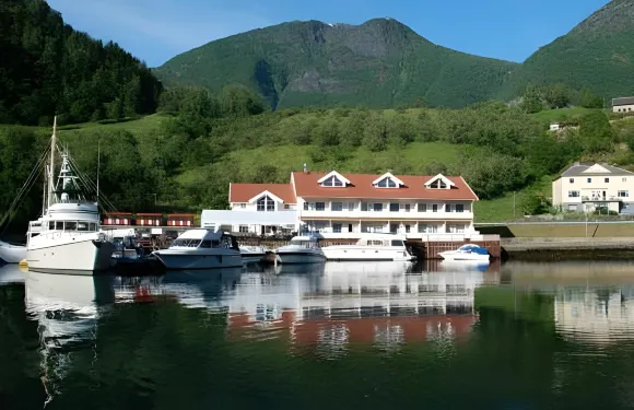 弗洛姆碼頭酒店