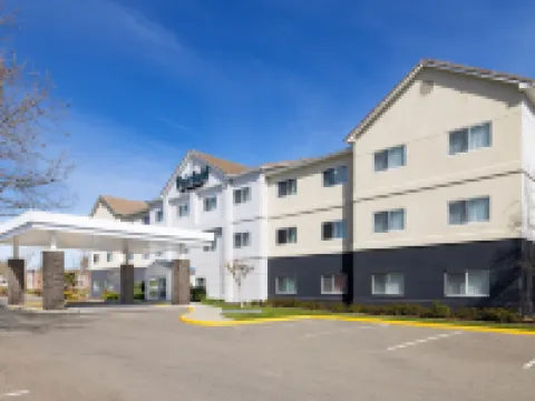 Fairfield Inn Tracy Hotels in Tracy