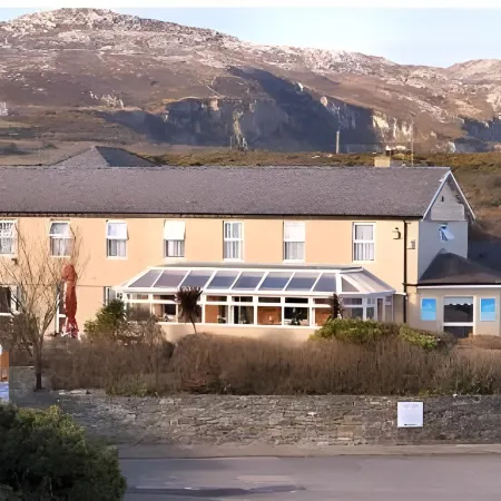 Boathouse Hotel