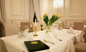 Dom Sivre Butik-Hotel