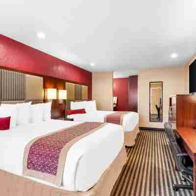 Best Western Plus Yosemite Way Station Motel Rooms