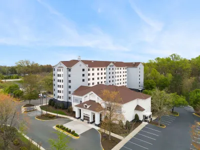 Homewood Suites by Hilton Richmond-Chester Отели в г. Бермуда