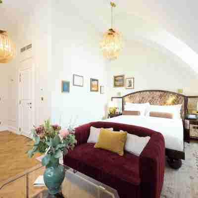 Hotel Fleur de Ville Rooms