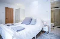 The Cottage - 2 Bedroom Cottage - Tenby
