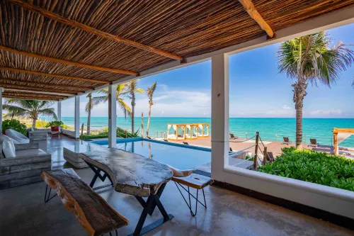 Perfect Beach Location For Families And Weddings - Villas