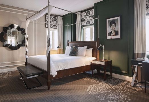 더 인콜름 스위트룸