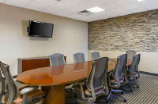 Best Western Plus Raton Hotel