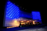 Lion Hotel & Plaza
