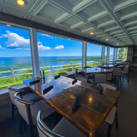 Terrace Bay Hotel - Lakefront