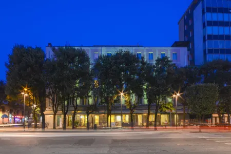 Hotel Igea Отели рядом с достопримечательностью «Via delle Grazie»