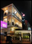 Summer Bliss Boutique - Inns