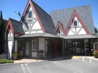 San Luis Creek Lodge