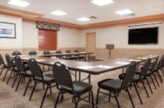 Ramada by Wyndham Estevan