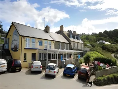 Ship Inn Hotel di Llangrannog