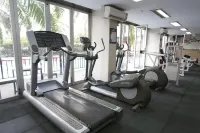 Apartemen Mutiara Bekasi by Alfa Rooms فنادق في South Bekasi