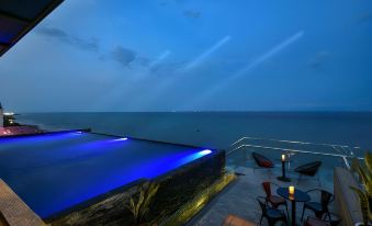 The Marron Hotel