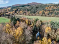 Rowan Cottage Hotels in Beauly