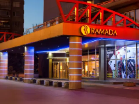 Ramada by Wyndham Sofia City Center โรงแรมในโซเฟีย