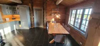 The Whole Beautiful Cabin With Jacuzzi – A Luxurious Getaway in Solberglia Hotels in Trysil