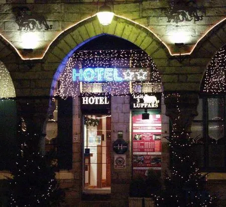 Hôtel les Trois Luppars