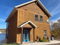 Keweenaw Waters Resort Hotels in Houghton