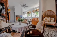 Rumah Mertua Heritage Hotels in Ngaglik