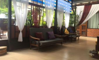 Cozy Boutique Hotel