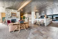 Stunning Mountain Views and Cozy Ambiance - Exquisite Retreat