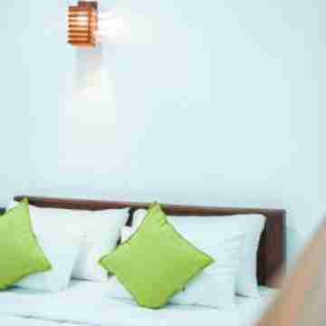 90 Degrees Ella Rooms