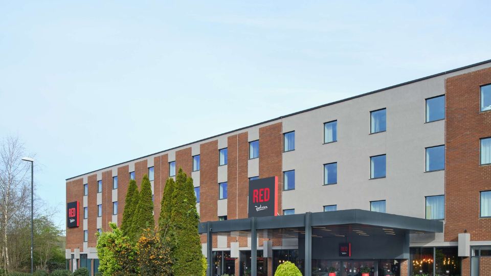 Radisson Red Gatwick Airport