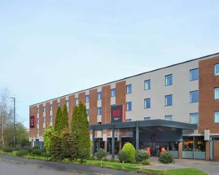 Radisson Red Gatwick Airport Hotels in Crawley