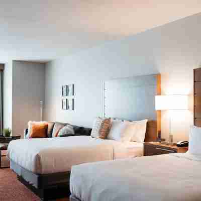 Revel Hotel des Moines Urbandale, Tapestry Collection by Hilton Rooms