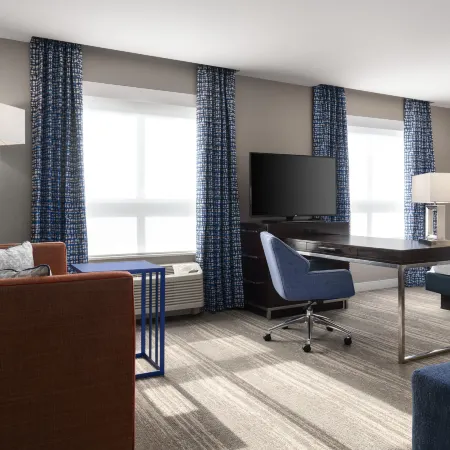 Hampton Inn & Suites Worcester