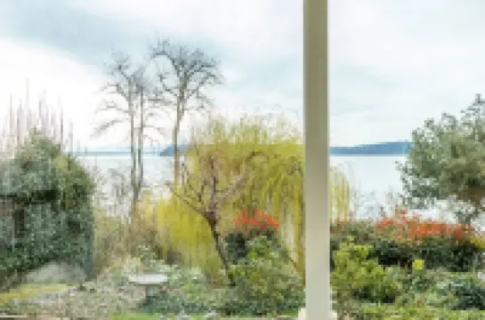 Sound View Living - Guest House - 2 Bedrooms マカティオのホテル