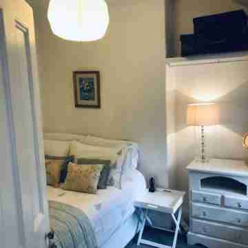 Rose Cottage Beddgelert Set on the Banks of the River Colwyn Snowdonia Rooms