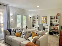 Contemporary 3BR: Large Patio, TVs in Every Room. Heart of Montgomery Village Hotel a Montgomery Village