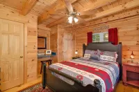 Long Mtn. Views - Covered Porch - Rockers - Fire Pit - Gated - Clean - 5 Stars! Hôtels à : Jonathan Creek