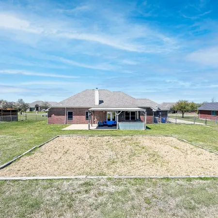 Perfect Stay in Ranch-like House with Huge Backyard!