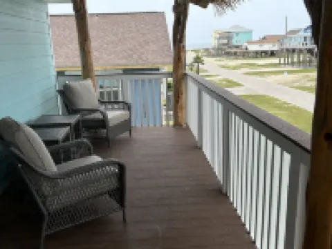 Short walk to the beach Hoteles en Freeport