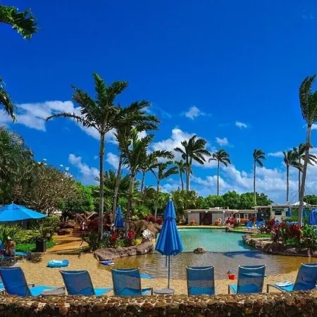 Remodeled Ground Floor Beach Condo with New A/C. KP #441, steps from the ocean!