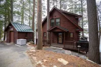 Highly Recommended Lake Side Cabin.  Welcome to Majestic Pines on Schroon Lake.