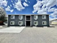 Yellowstone Retreat Rentals U1: two blocks from Yellowstone!