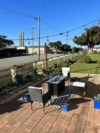 Sandy Dunes Отели рядом с достопримечательностью «Serenity by the Sea»